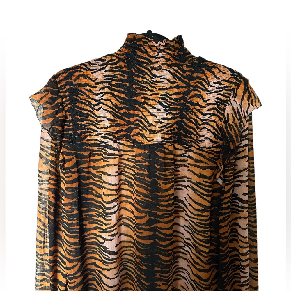 MAISON CINQCENT Tiger Print Blouse 🐯 - Picture 2 of 5